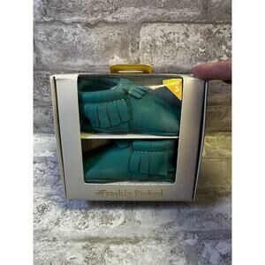 Freshly Picked Baby Moccasins Blue Unisex Size 5